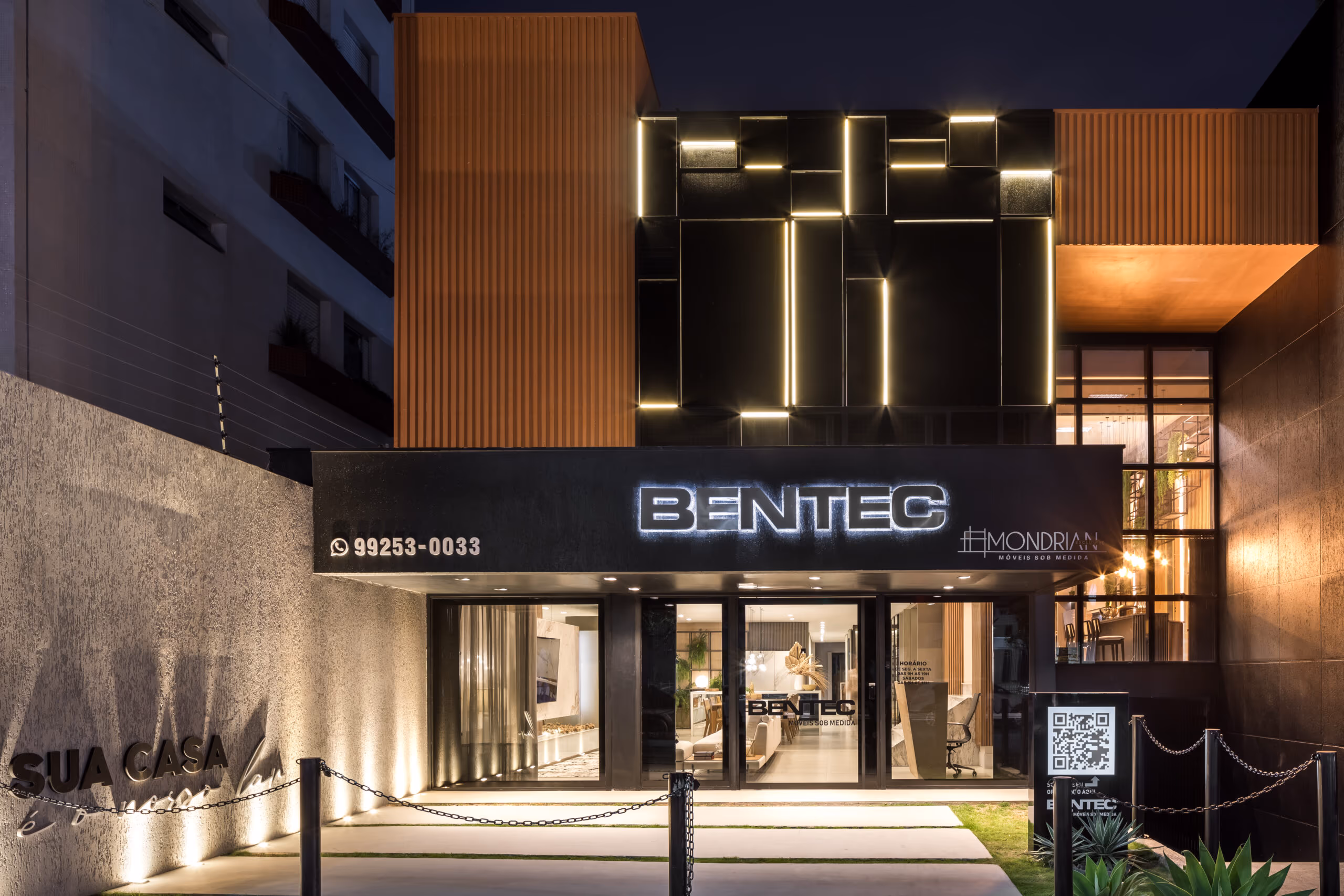 Interior do showroom da Bentec Curitiba no Batel